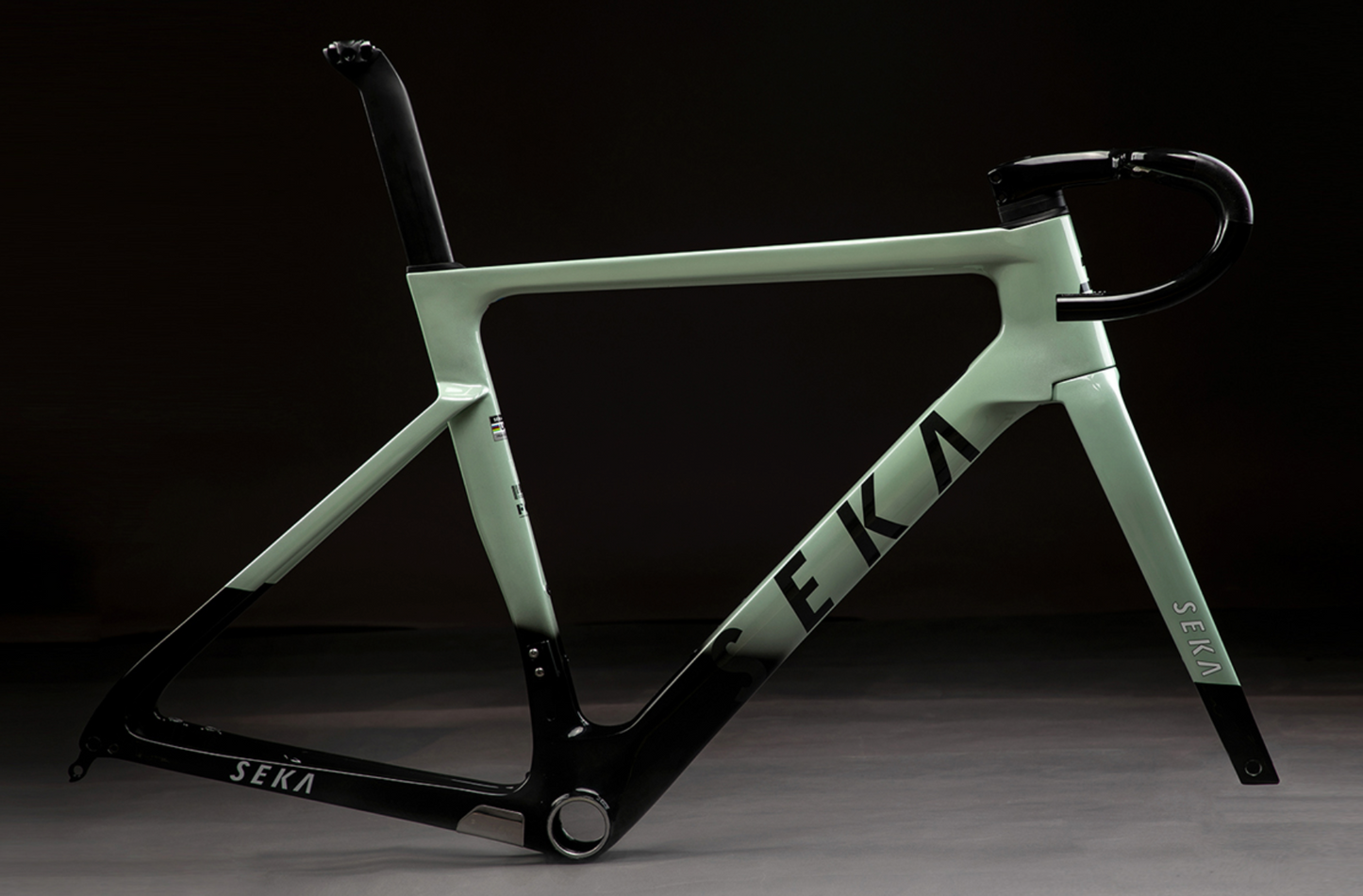 SEKA EXCEED STANDARD FRAMESET